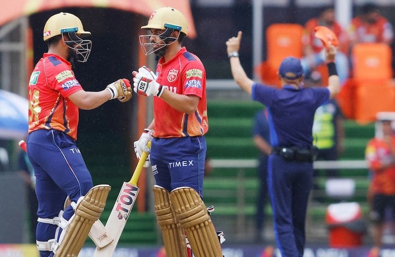 Punjab Kings Scored 214 Runs against Sunrisers Hyderabad in 69th IPL 2024 Match at Rajiv Gandhi Stadium rsk