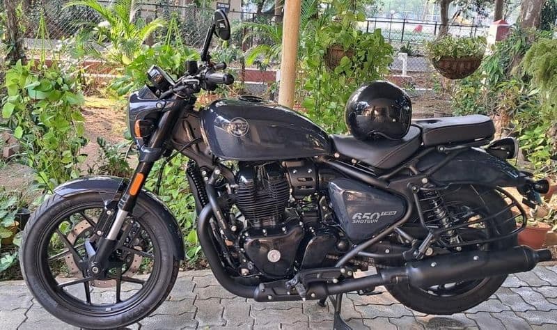 Upcoming Royal Enfield Bikes - Guerrilla 450, Bullet 650, Classic 650 sgb