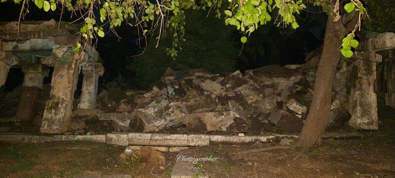 Monsoon 2024 Hampi salu mantapa memorial pillars broken by rain at vijayanagar rav