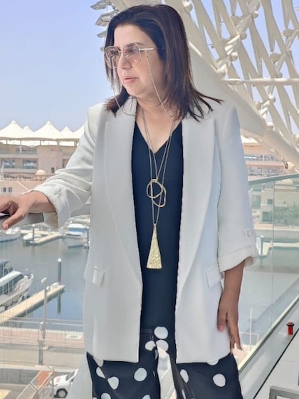 <p>फराह खान ने फिट होने के लिए वजन घटाने के लिए स्पेशल डाइट फॉलो करने के साथ वर्कआउट किया। नतीजन उनका वेट 10 किलो कम हो गया। ऐसे में आप भी उनकी डाइट फॉलो कर सकती हैं। </p>
