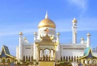 8 Most Beautiful Mosque in the world Masjid al Haram Masjid Nabawi Sheikh Zayed Grand Mosque zkamn