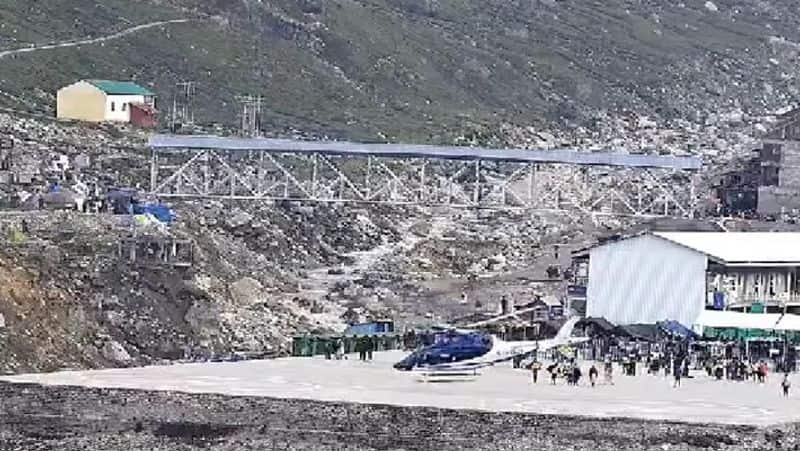 A helicopter loses its control due to a technical issue in Uttarakhand smp