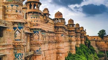 Historical Forts Of Rajasthan AMER fort Mehrangarh Fort Junagarh Fort Chittorgarh fort Jaisalmer fort zkamn