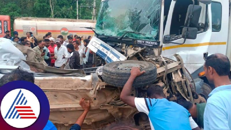 Terrible accident between car truck; 6 people including a child died in spot at hassan district rav