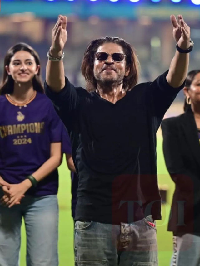 King Khan Shah Rukh Khan chanting CSK, CSK, CSK with the fans at Chepauk after the KKR 3rd time Champions rsk