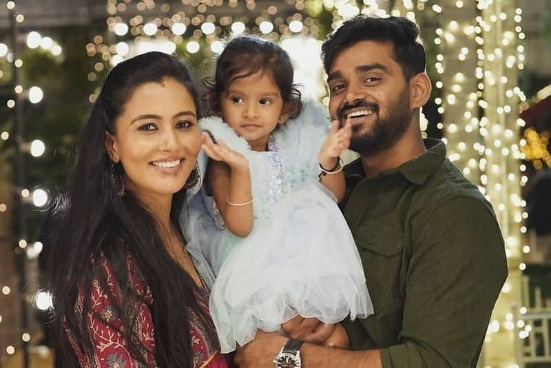 Neha Gowda and Chandan shares beautiful photo with a baby girl and fans got confused pav