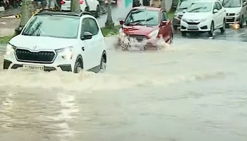  Water level rises due to heavy rains, yellow alert for people on achankovil river banks warning issues 