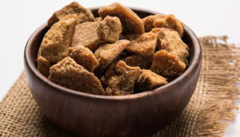 Benefits of eating jaggery after every meal