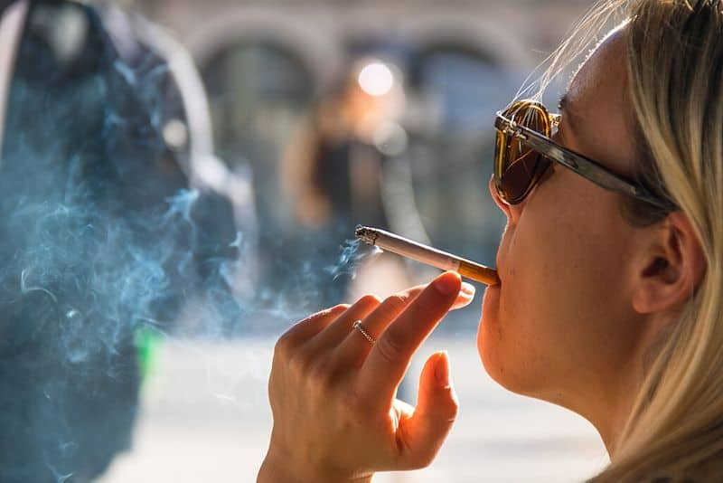 India Smoking Rises in Teen Girls by Two Fold Know The Health Risks san