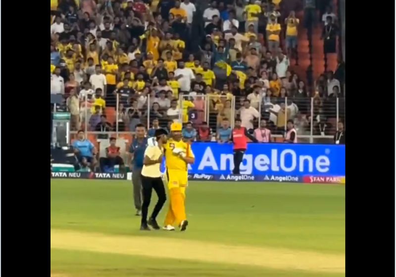 MS Dhoni promised to pay for pitch invader surgery CSK fan reveals in video kvn