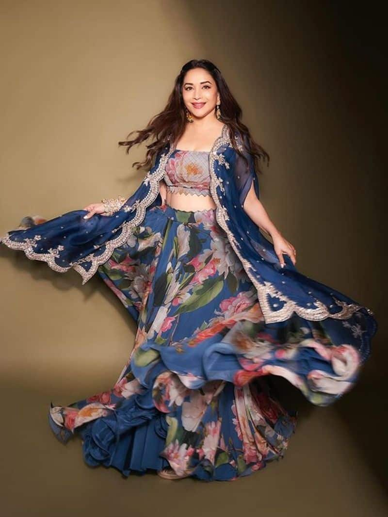 Madhuri Dixit latest designer lehenga zkamn