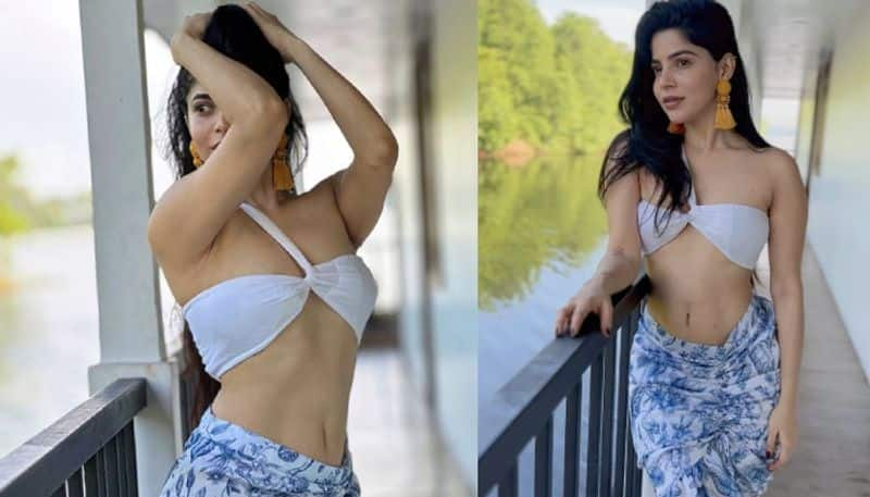 GV prakash Kingston movie heroine Divya bharathi bikini photos taken during Srilanka Vacation gan