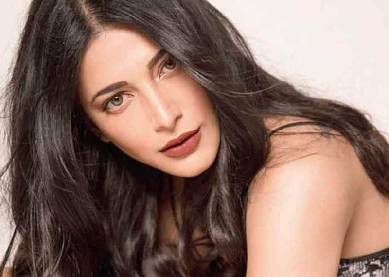 star kid shruti haasan image turned iron leg to golden heroine ksr 