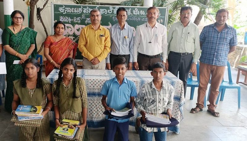 Children Returned to School after 41 days Vacation in Karnataka grg 