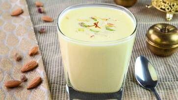  Indulge in Bliss: Anjeer Badam Milkshake Recipe NTI