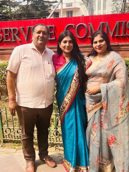 5 फेलियर के बाद कैसे बनीं IAS? सेल्फ स्टडी से UPSC में रचा इतिहास