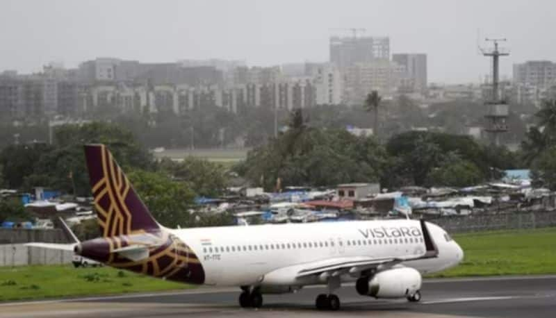 paris mumbai vistara flight gets bomb threat