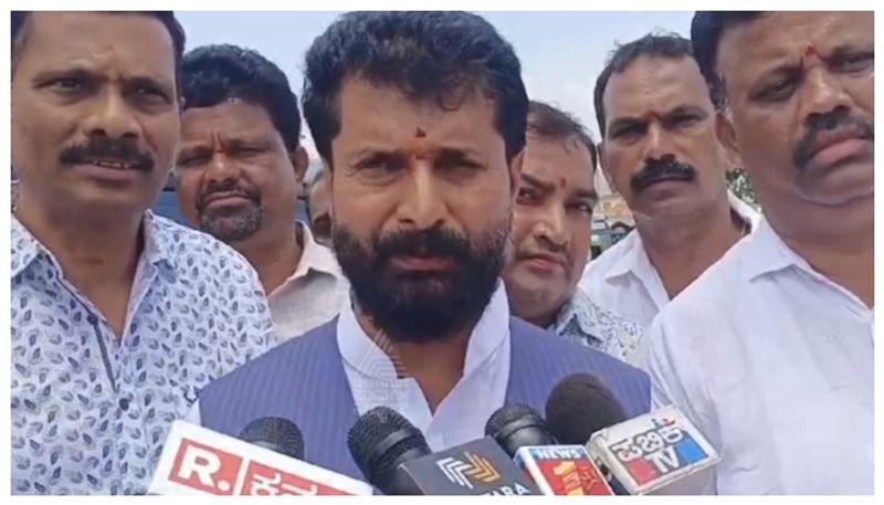 BJP MLC  CT Ravi Slams Karnataka Congress Leaders grg  