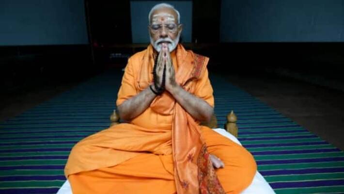 PM Modi Handwritten Note
