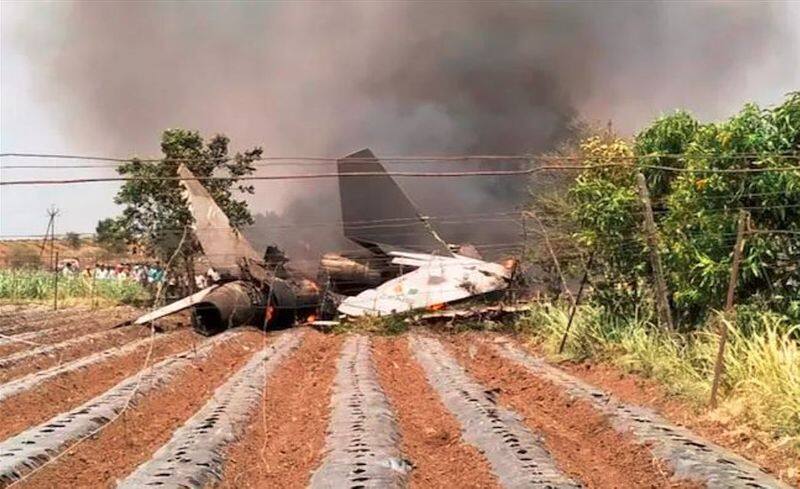 Air Forces Sukhoi fighter jet crashes during flight in Nashik two Pilots injured akb