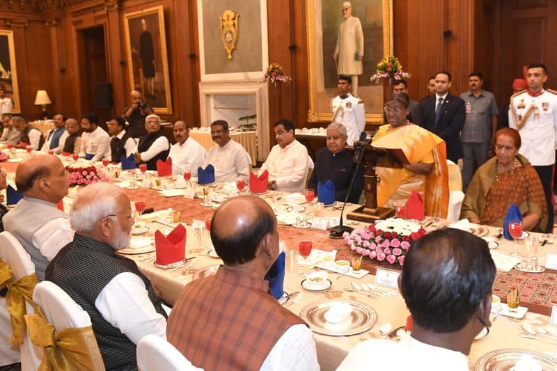 President Droupadi Murmu hosts dinner for outgoing Union Council of Ministers at Rashtrapati Bhavan; see pics