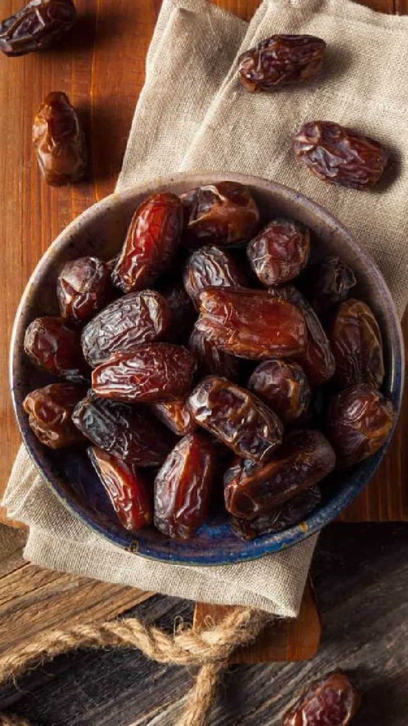 The power of eating a handful of dates daily iwh