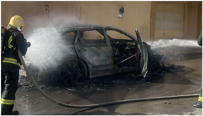 car catches fire in riyadh 