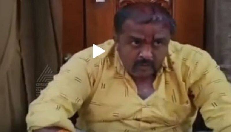 Temple Security Guard Assault on Devotee at Kanakapura in Ramanagara grg 