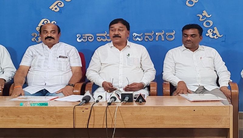 Kollegal Congress MLA AR Krishnamurthy Talks over Congress Guarantees in Karnataka grg 