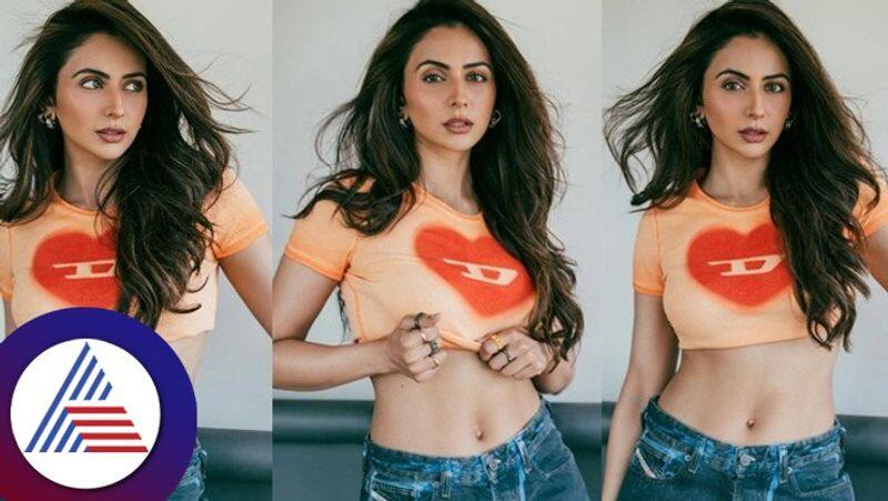 Actress Rakul Preet Singh Flaunts Her Jaw Dropping Toned Navel In Latest Instagram Photoshoot gvd