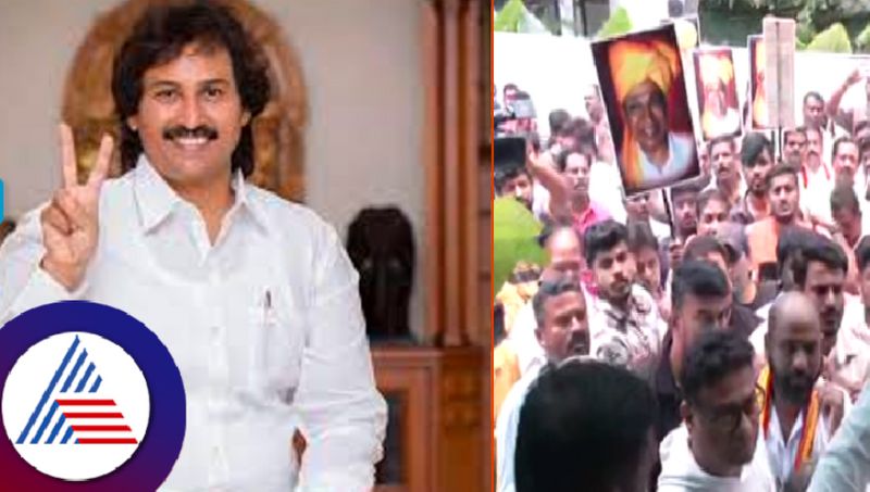 Kumar Bangarappa residence besieged by actor Shivraj Kumar fans at bengaluru rav