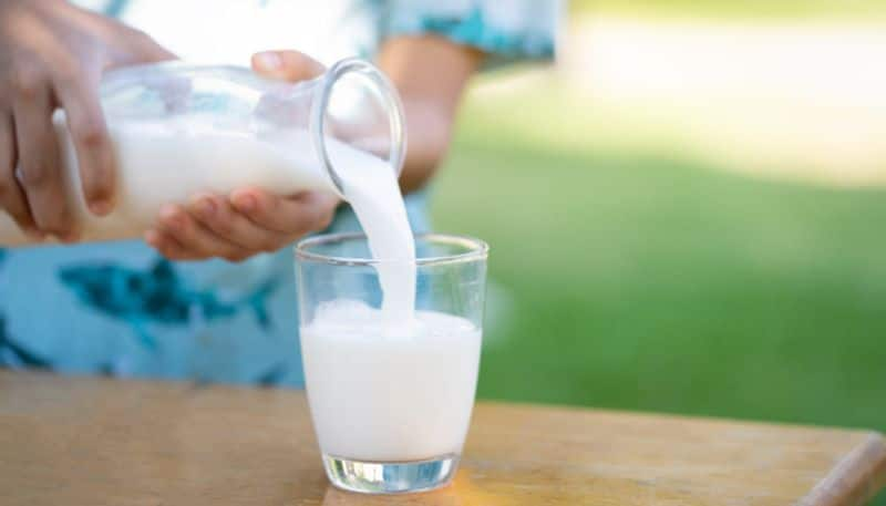 Milk Vs. Ragi: Which Ingredient Has More Calcium? ram