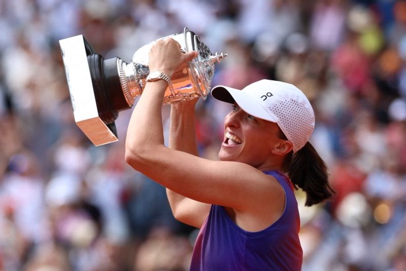 tennis French Open 2024: Iga Swiatek wins 4th title at Roland Garros with straight set win over Jasmine Paolini snt