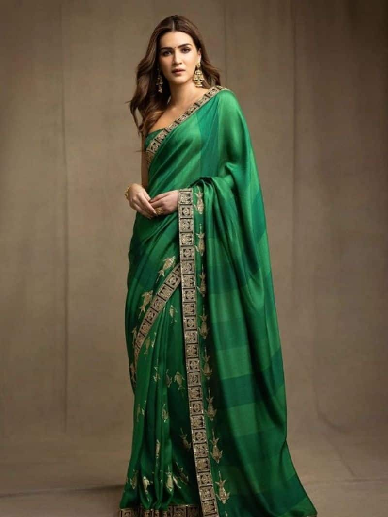 Green saree for sawan 2024 zkamn