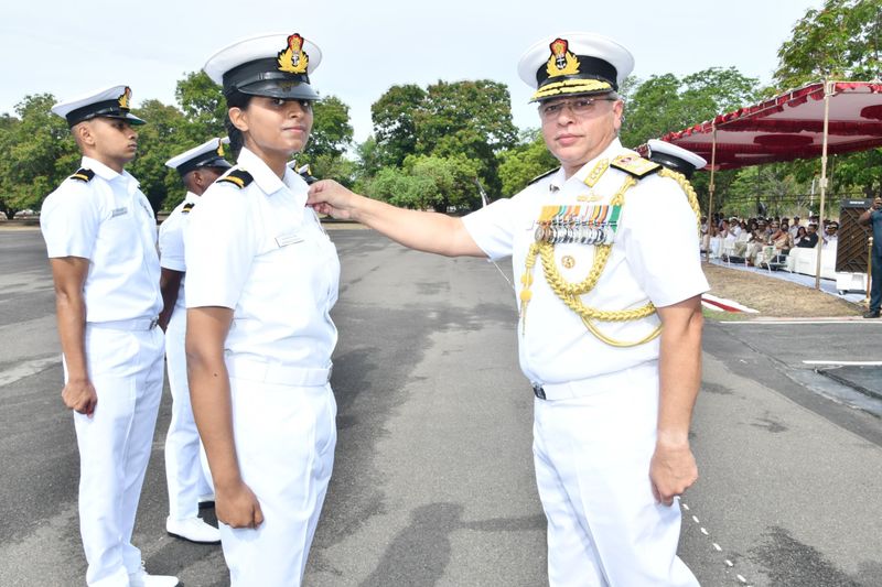 Sub Lt Anamika Rajeev becomes Indian Navy's first woman helicopter pilot, awarded prestigious 'Golden Wings' snt