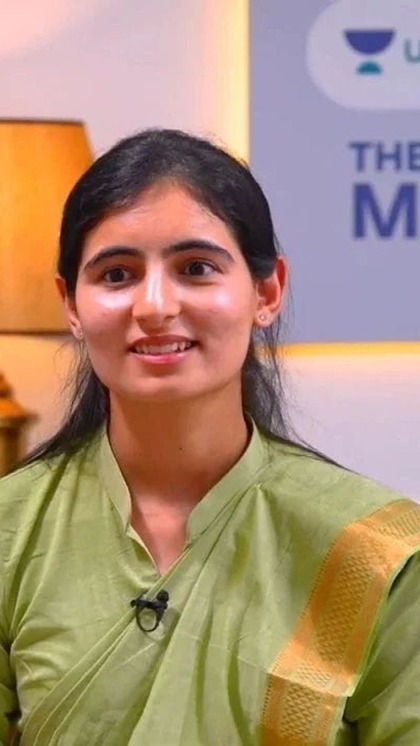 <p>IAS, IPS, IRS, IFS, IES अफसरों का चयन UPSC सिविल सेवा परीक्षा के जरिए होता है। इसके लिए कैंडिडेट को 3 चरण के एग्जाम से गुजरना पड़ता है। </p>

<p> </p>
