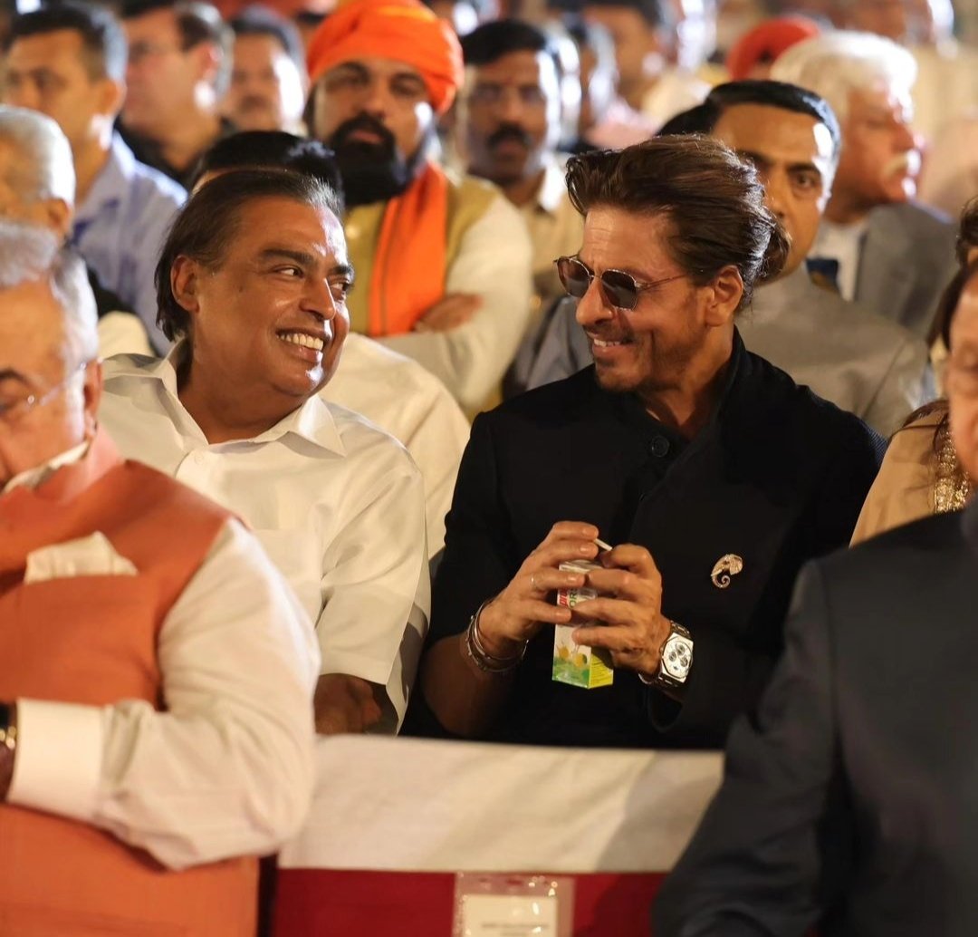 ORS worth Rs. 31 was seen being consumed by Shah Rukh Khan and Mukesh Ambani during PM Narendra Modi's oath-taking ceremony-rag