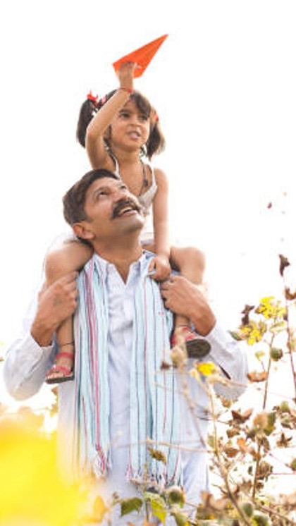 <p>देश में प्रधानमंत्री नरेंद्र मोदी ने तीसरी बार सत्ता संभालते हुए पहले आदेश के रूप में किसान सम्मान निधि की 17वीं किस्त जारी करने का आदेश है। इस फाइल पर पीएम ने सिग्नेचर कर दिया है।</p>
