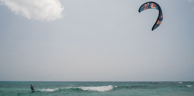 kite surfer traps in lone island stones made path for rescue in California 