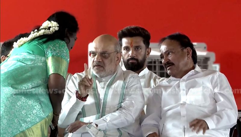 Amit Shah has issued a warning to Tamilisai, which is in conflict with Annamalai