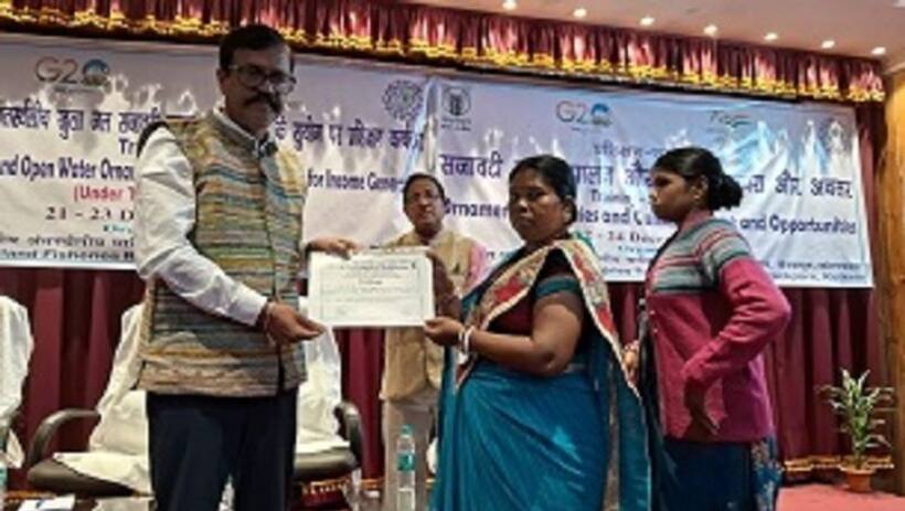 कभी 2 4 रुपये के लिए भटकीं, अब सालाना ₹150000 इनकम, घर से शुरू किया था ये काम