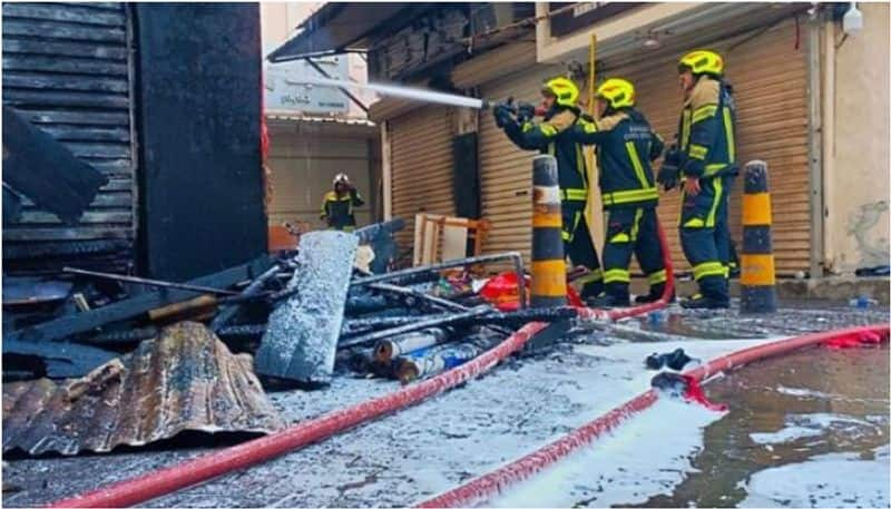 huge fire erupted in old Manama market one died 