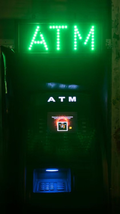 अब ATM से पैसा निकालने पर देना होगा ज्यादा चार्ज, जानें कितना?