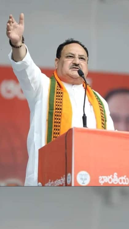 <p>केंद्रीय स्वास्थ्य मंत्री जेपी नड्डा ने मंगलवार को लोकसभा में इस बारे में जानकारी दी है। उनके मुताबिक, देश में मेडिकल कॉलेजों की संख्या 731 है। <br />
 </p>
