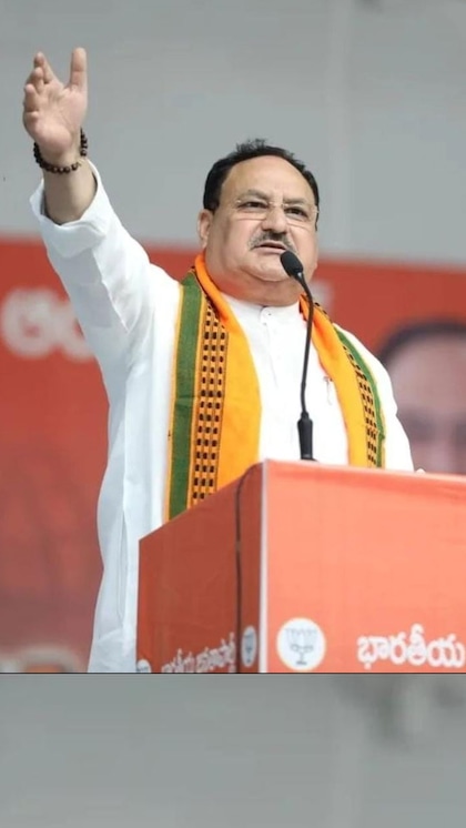 <p>केंद्रीय स्वास्थ्य मंत्री जेपी नड्डा ने मंगलवार को लोकसभा में इस बारे में जानकारी दी है। उनके मुताबिक, देश में मेडिकल कॉलेजों की संख्या 731 है। <br />
 </p>

