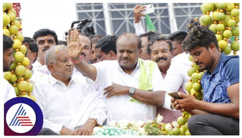 HD Kumaraswamy slams siddaramaiah government over BS Yediyurappa POCSO case gow