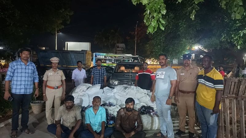 one ton of gutka seized by special tamil nadu police in vellore district vel