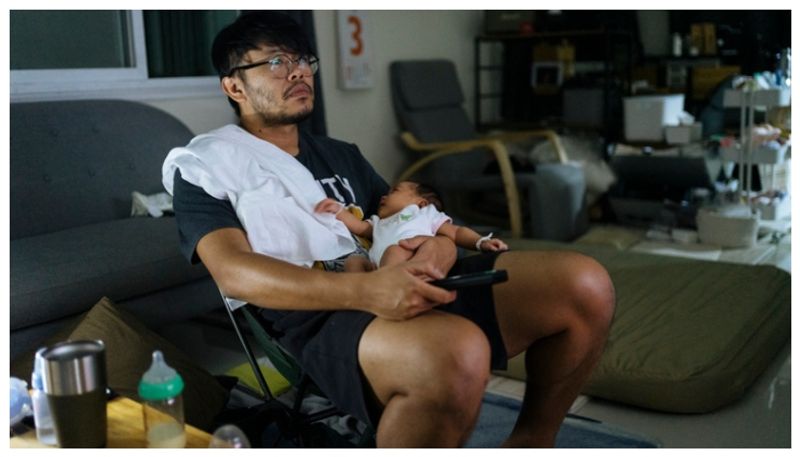 Chinese custom of couvade when men recovered after giving birth 