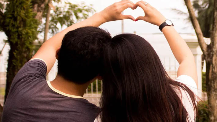 relationship tips how do we know someone truly love us  signs of true love in tamil mks