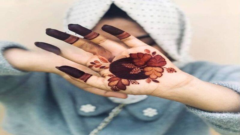 simple Stylish mehndi designs for front back hands eid ul adha 2024 kxa 